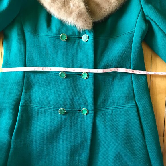 Vintage 1970's 100% wool emerald green coat - Picture 15 of 16